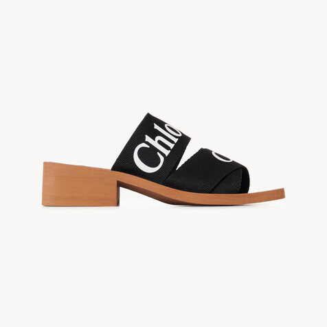 Woody heeled mule