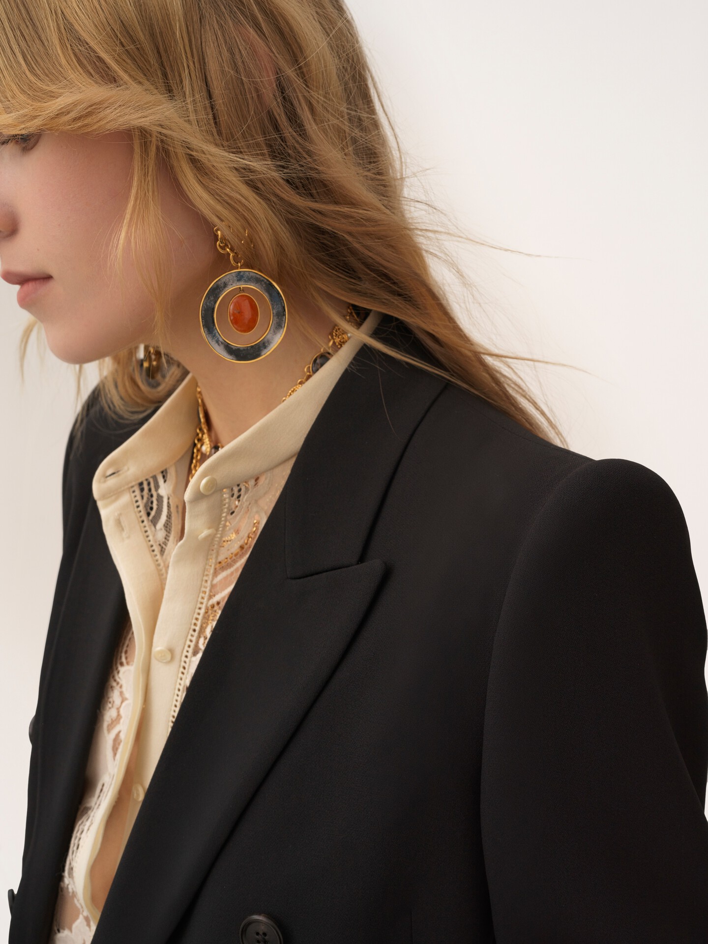Double-breasted tailored jacket in a crêpe mix - 6