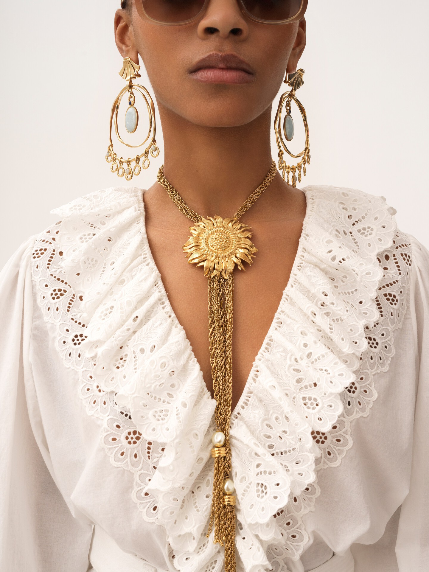 Puff-sleeve V-neck top in cotton voile - 7
