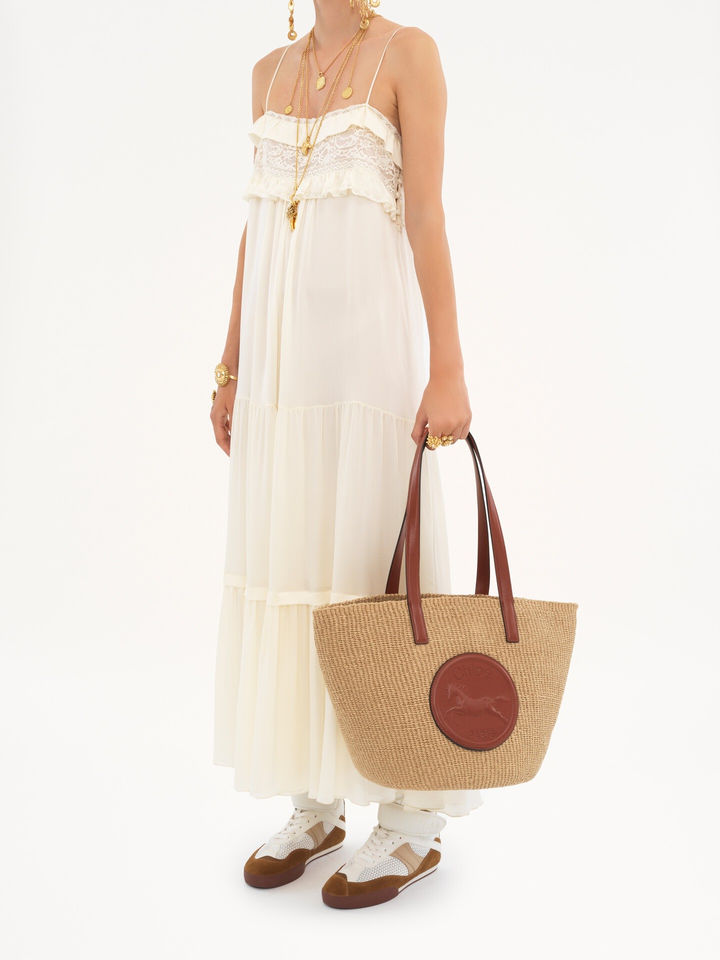 Large Horse Medal Basket in natural fibres - 11