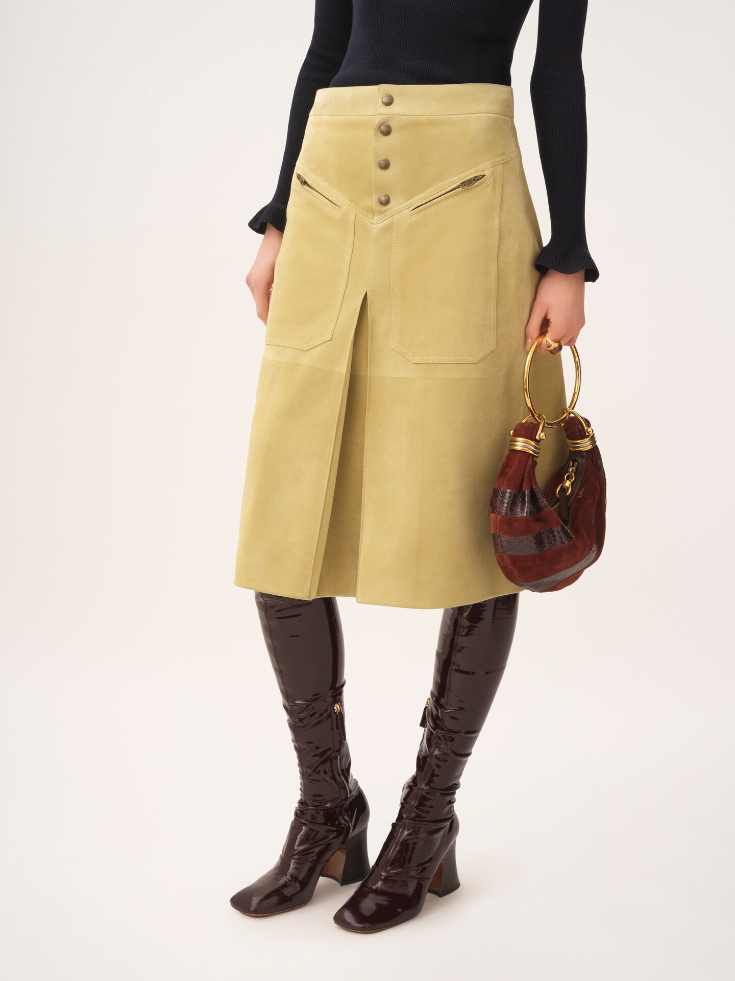 Knee-length skirt in suede - 4