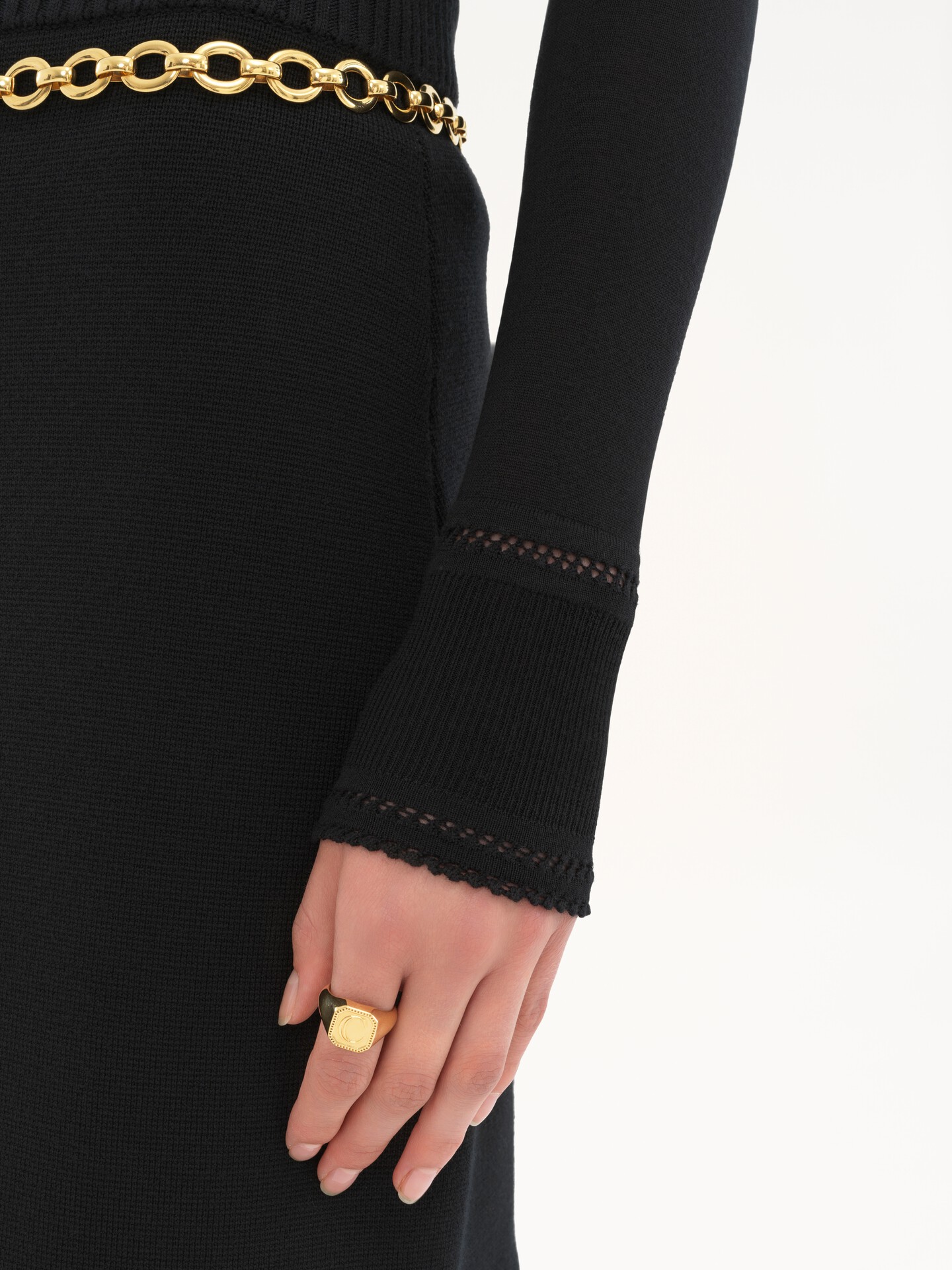 Fitted turtleneck in wool knit - 8