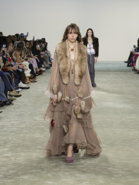 Look 14