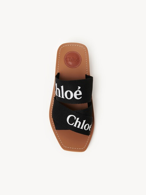 Woody heeled mule