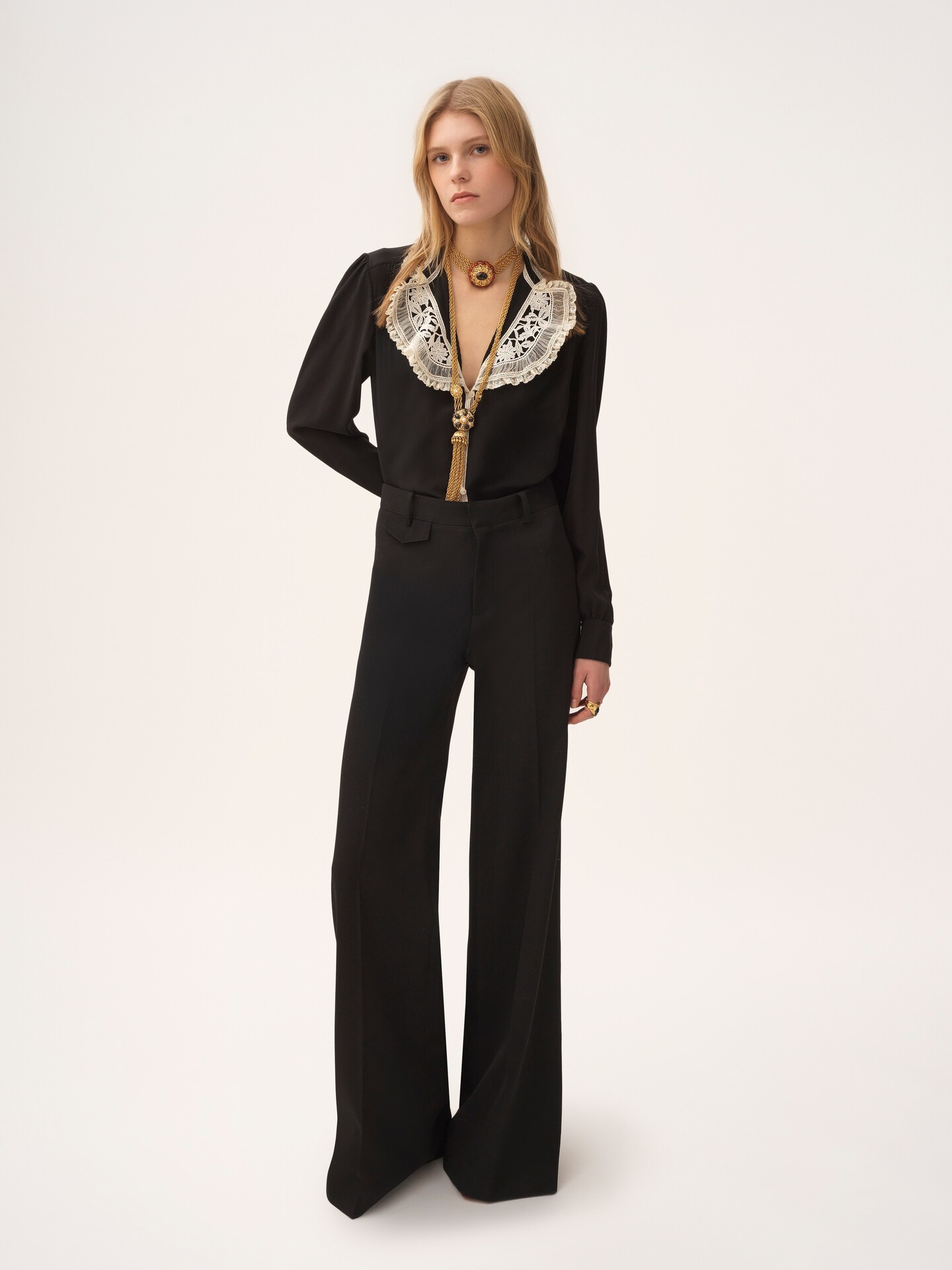 Ruffled blouse in crêpe de chine & lace - 3
