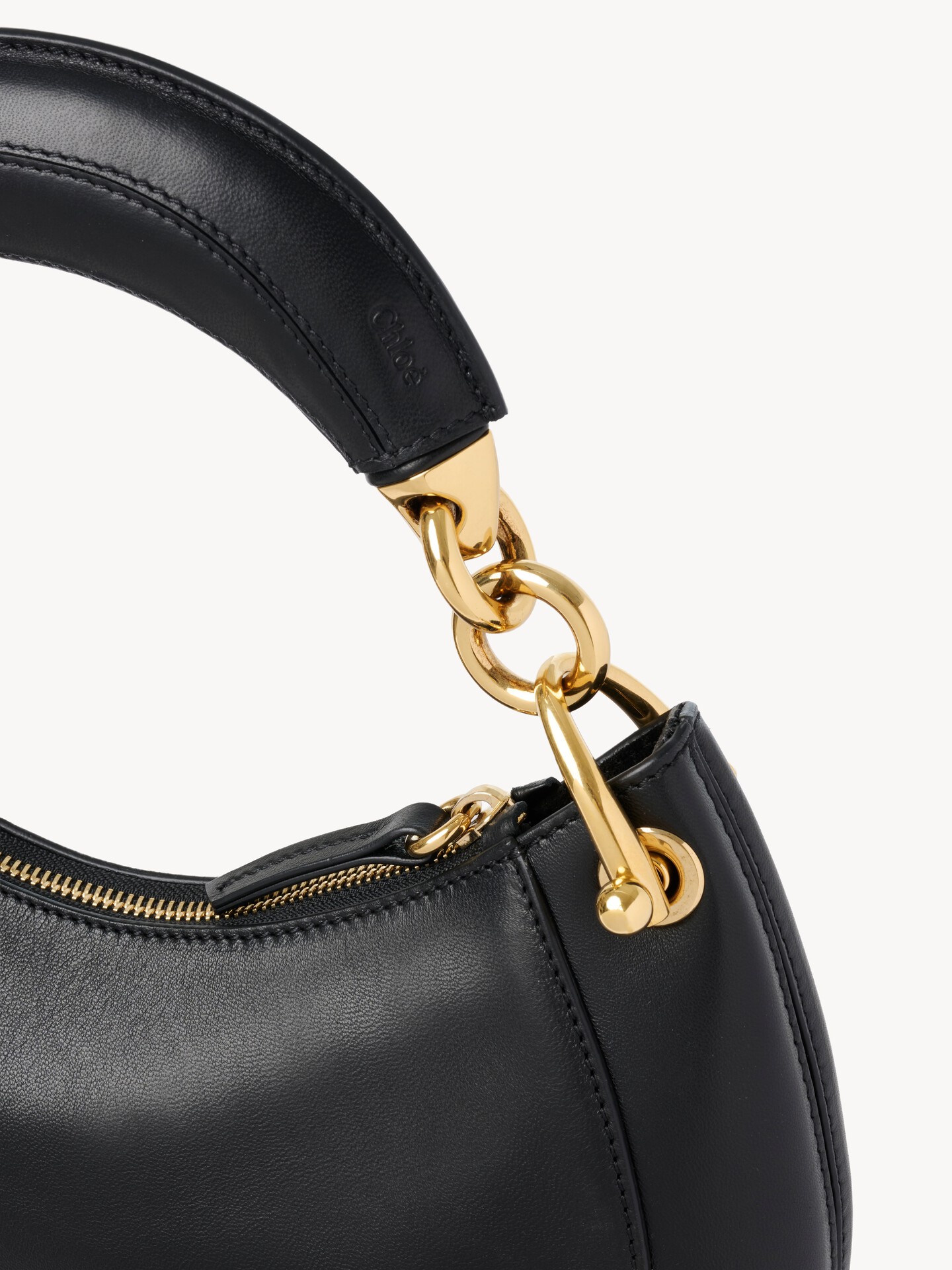 Small Chlo&eacute; Banana zipped hobo bag in soft leather - 7