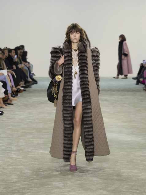 Look 8