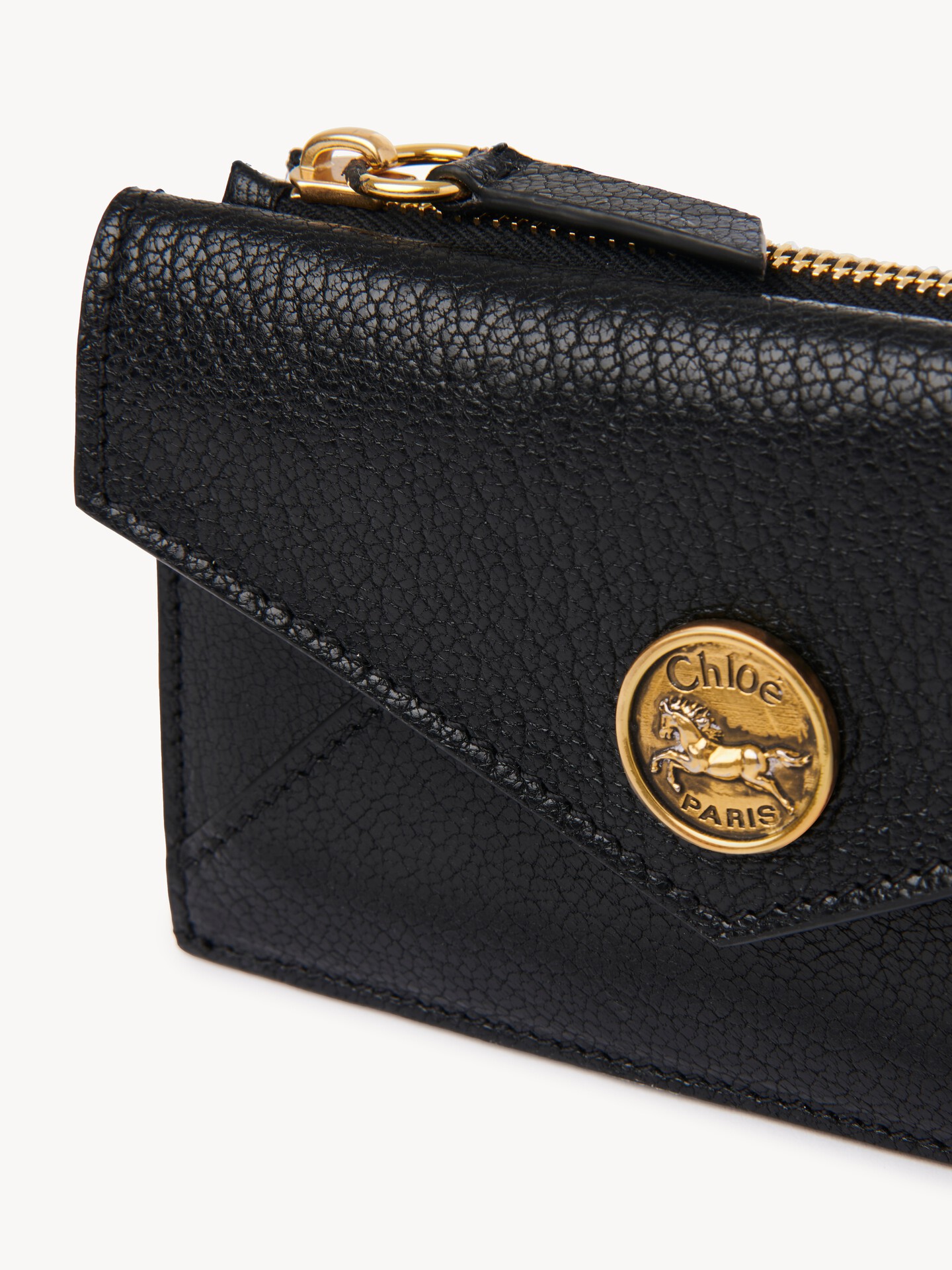 Small Envelope purse with card slots in grained leather - 6