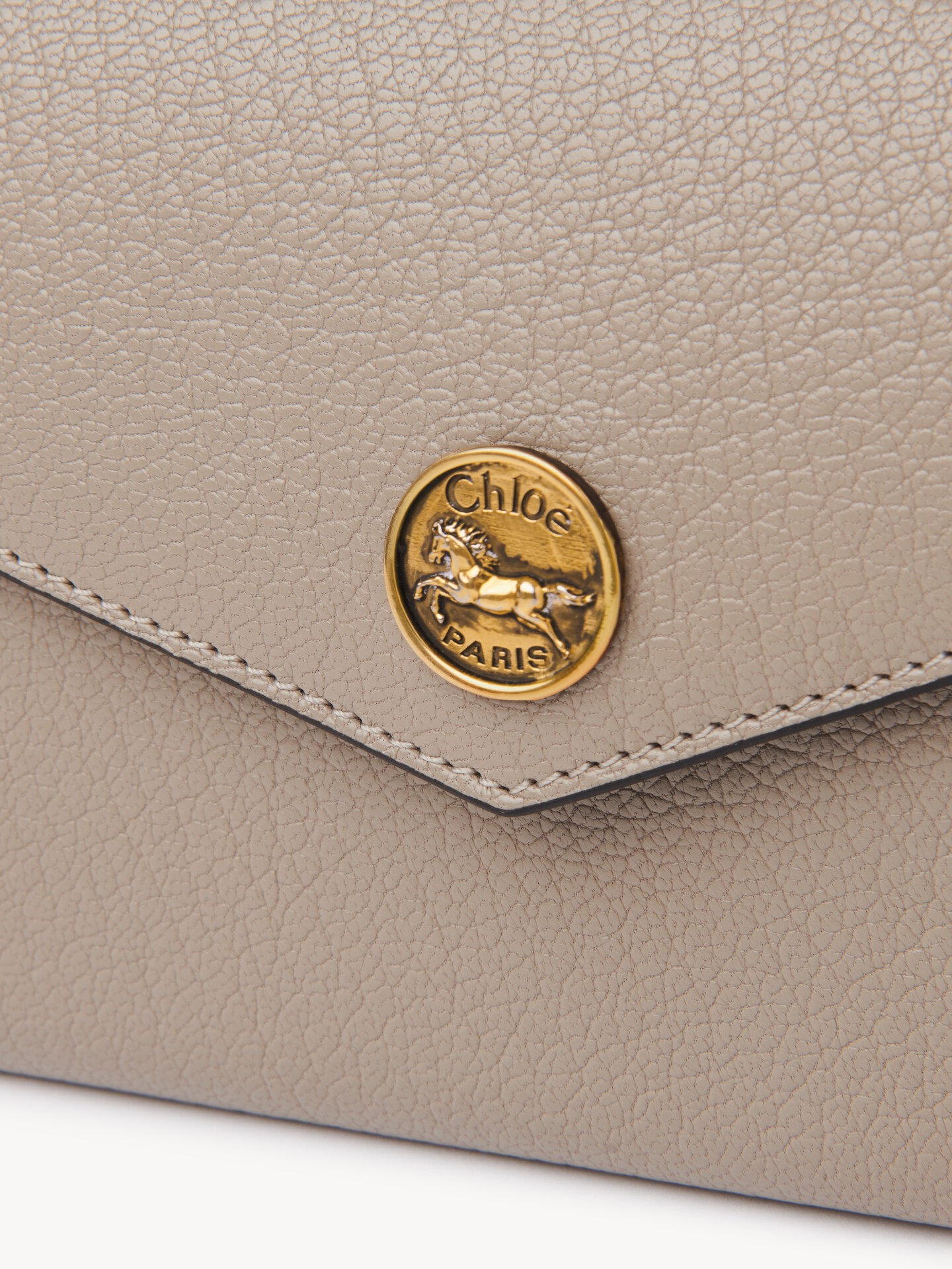 Envelope long wallet with flap in grained leather - 6