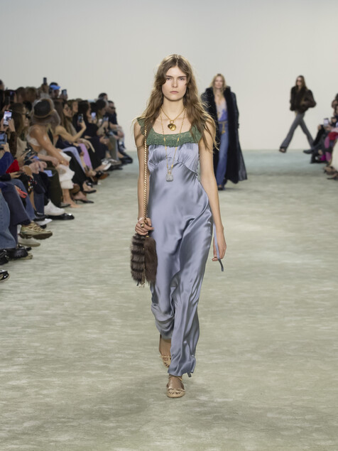 Look 17