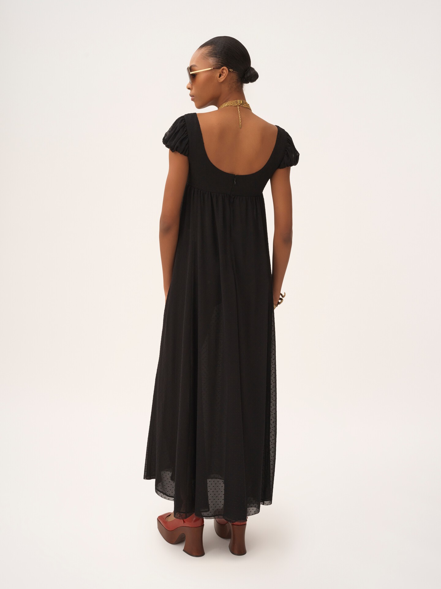 Puff-sleeve long dress in silk plumetis - 5
