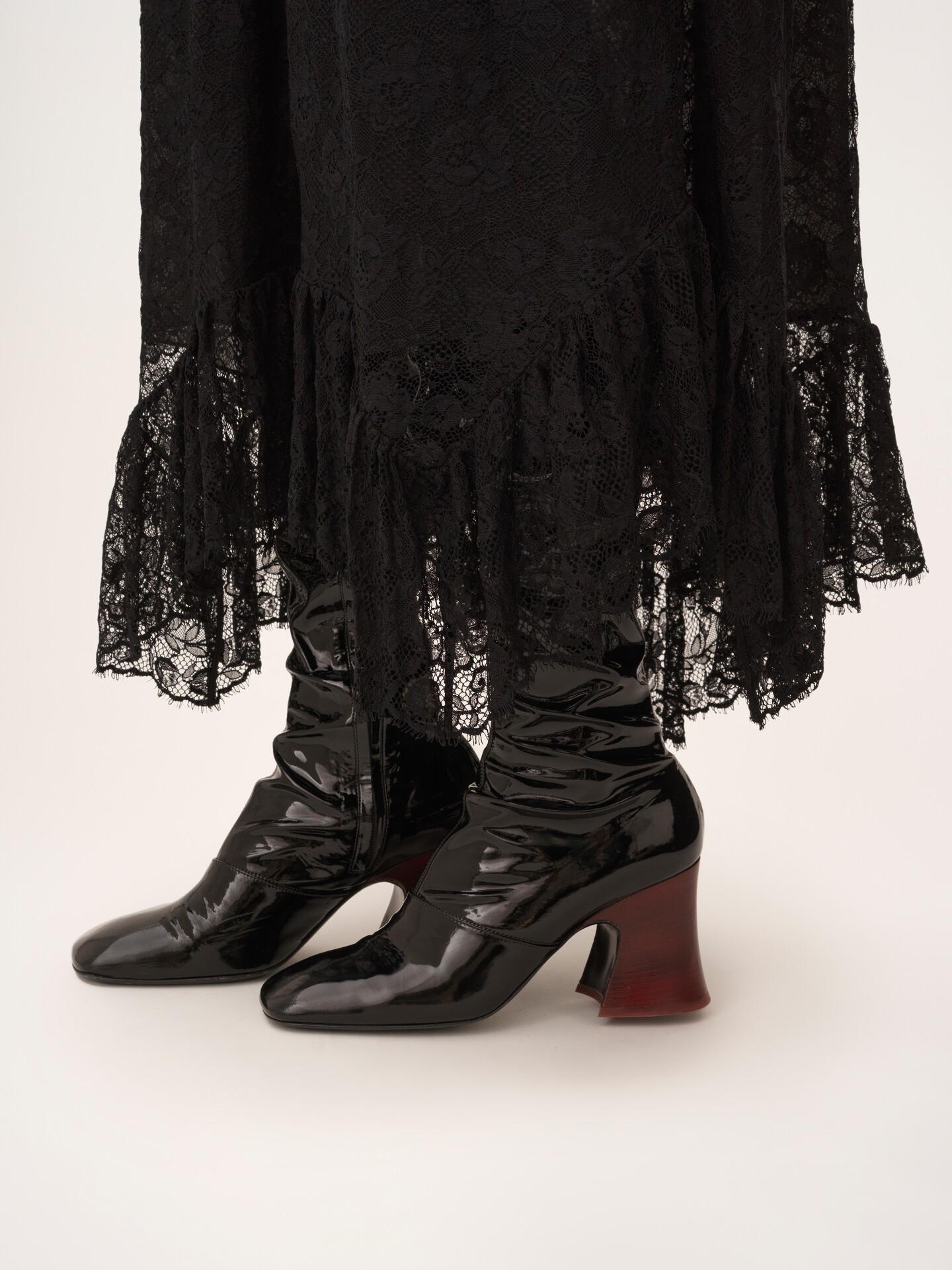 Ruffled midi skirt in floral lace jacquard - 5