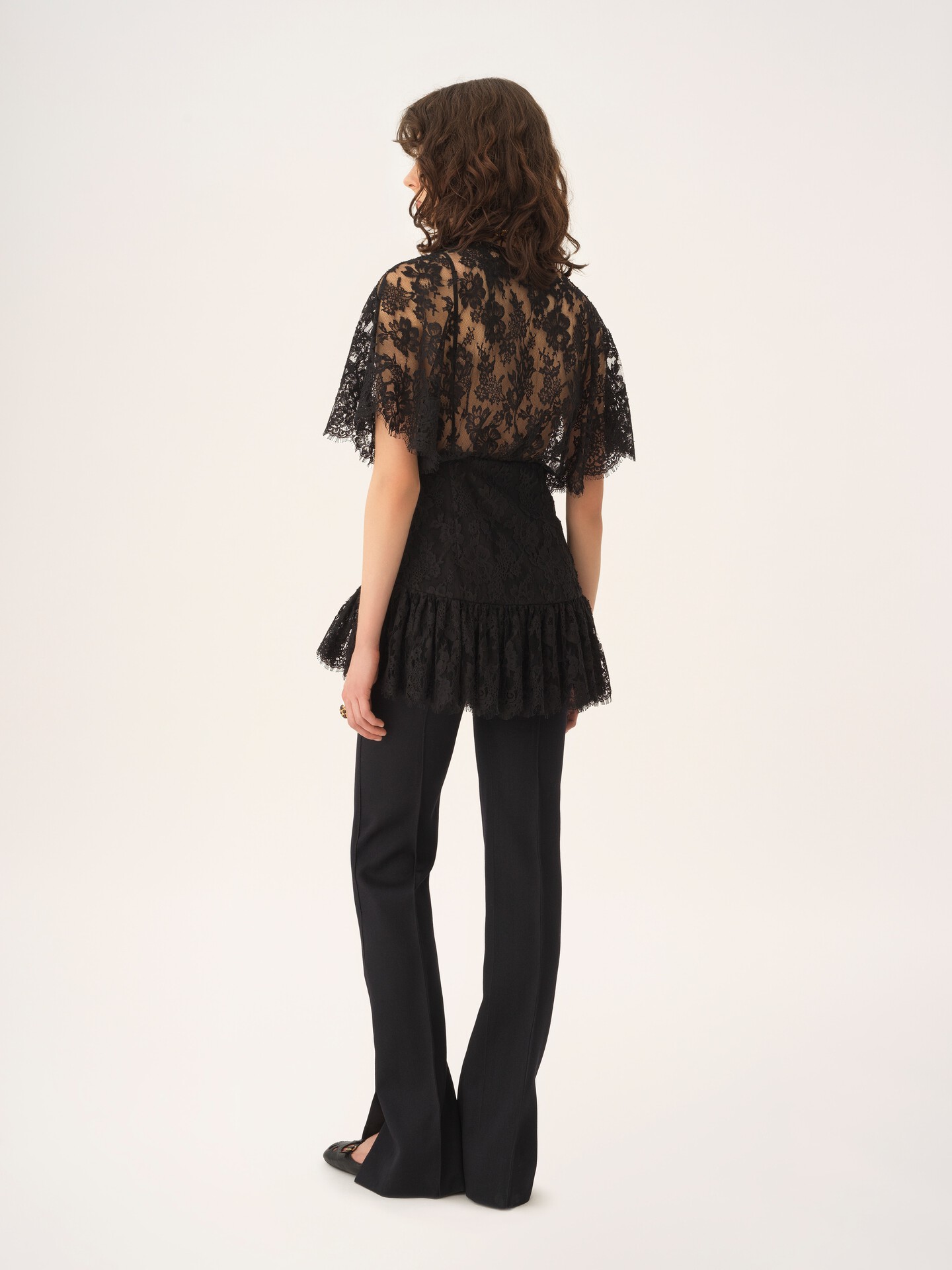 Fitted ruffle top in lace - 6