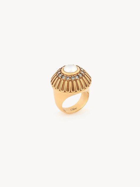 The Ch&acirc;teau Treasures ring