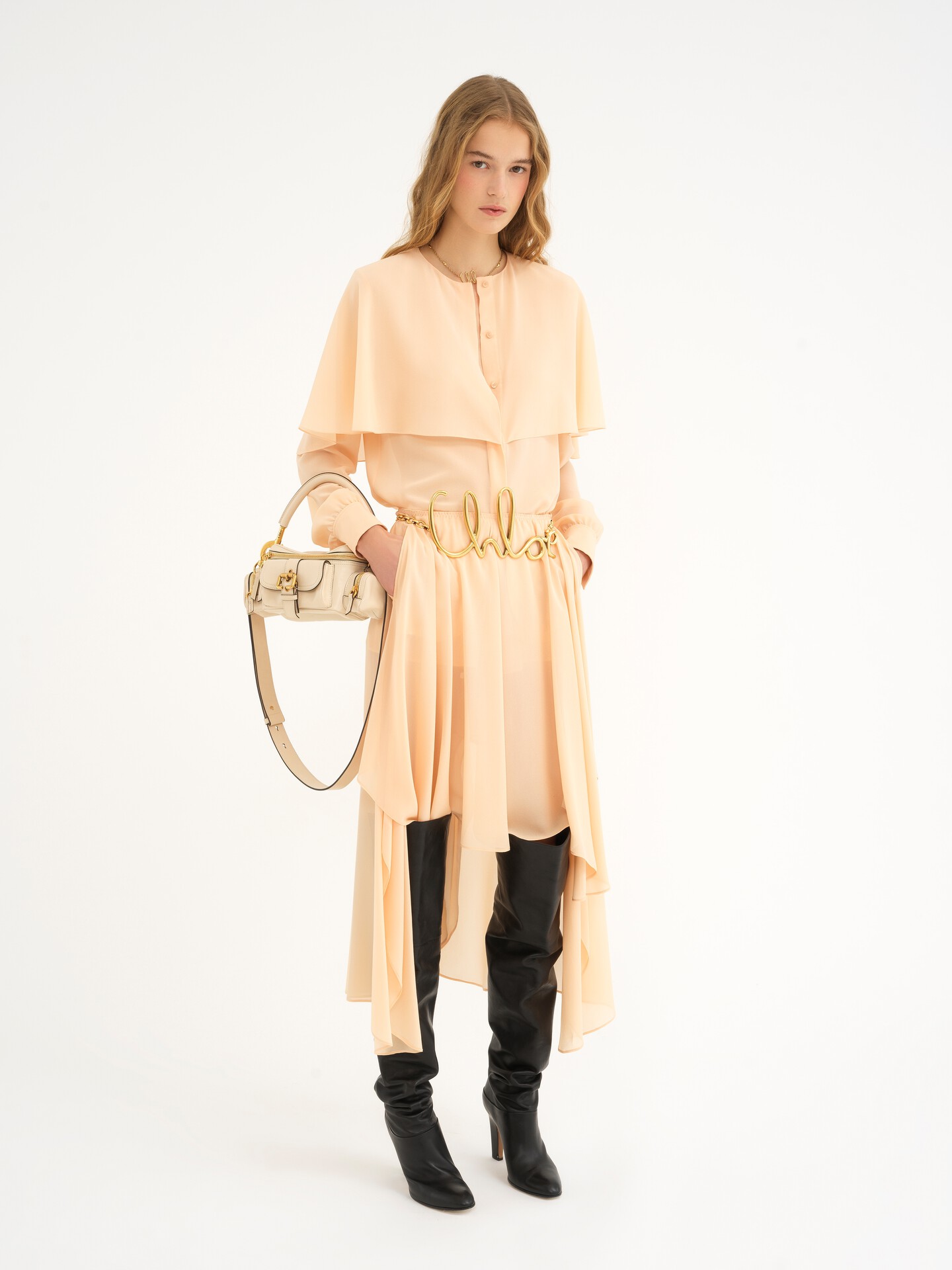 Small Camera bag in shiny leather - 4