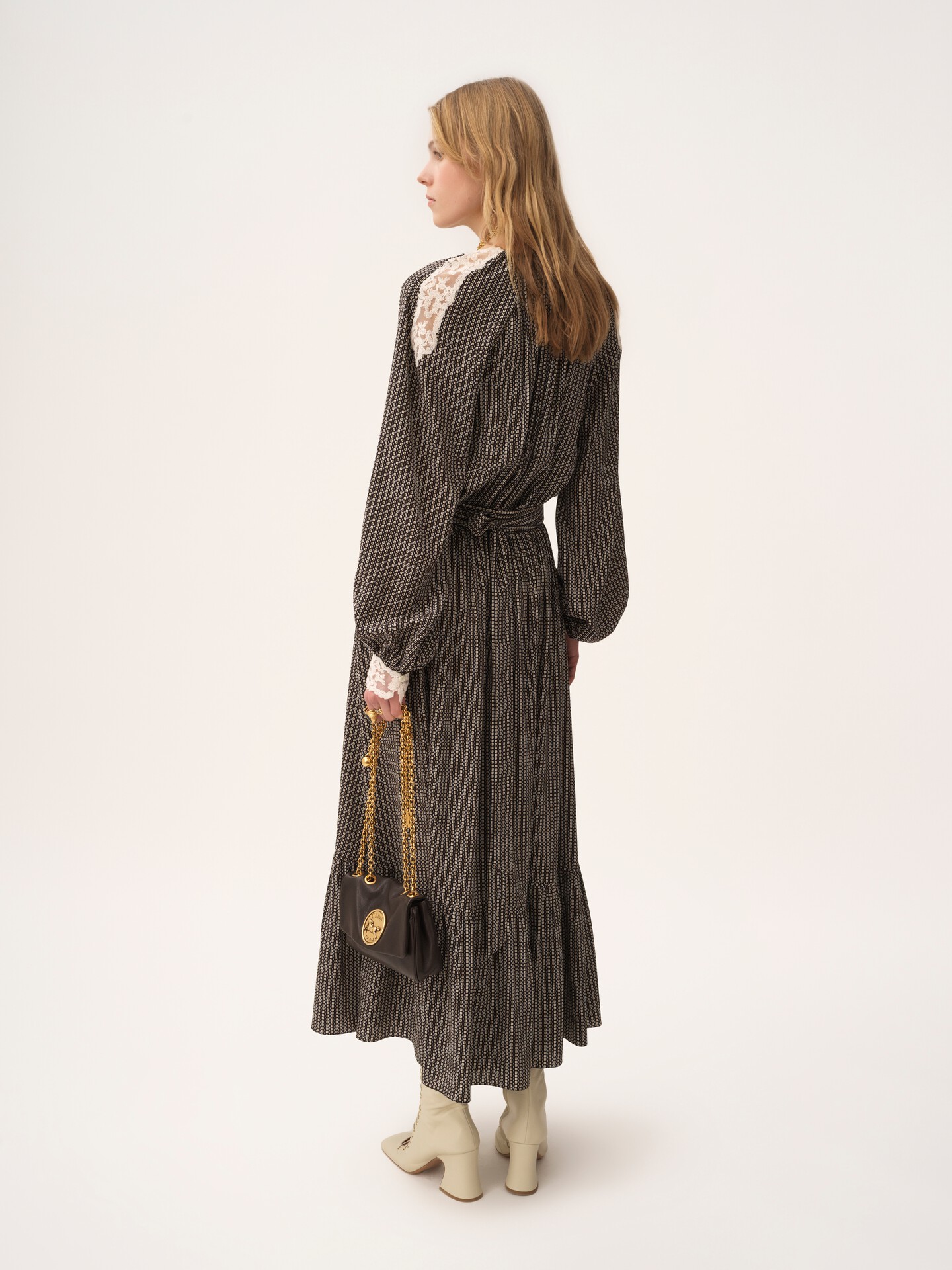 Open-neck top in crêpe de chine & lace - 6