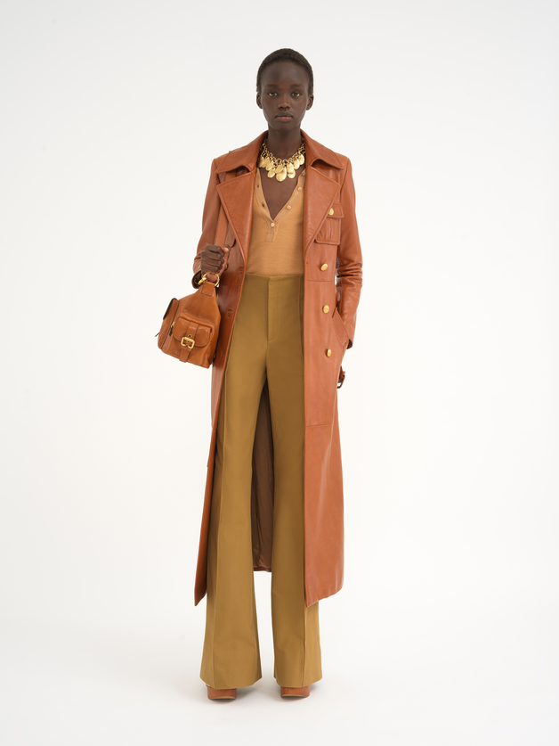 Utilitarian trench coat in soft leather - 6