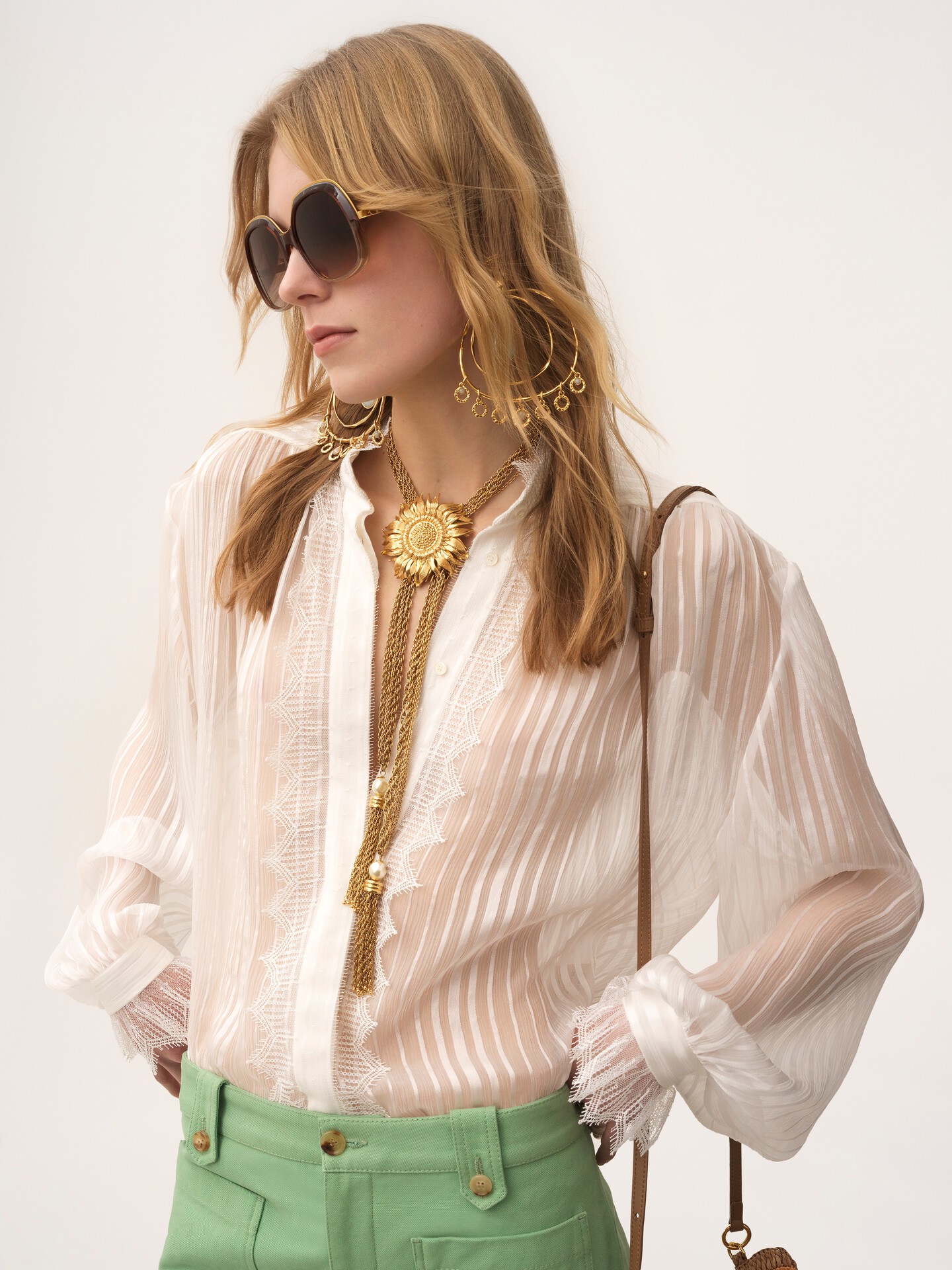 Gathered blouse in silk mousseline & lace - 4