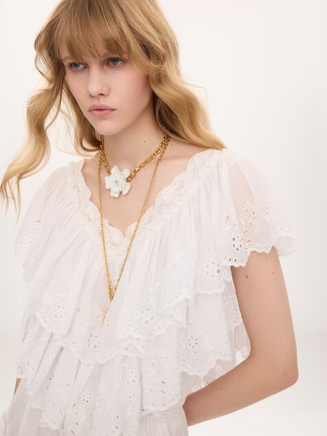 Cropped V-neck ruffle top in cotton voile & lace