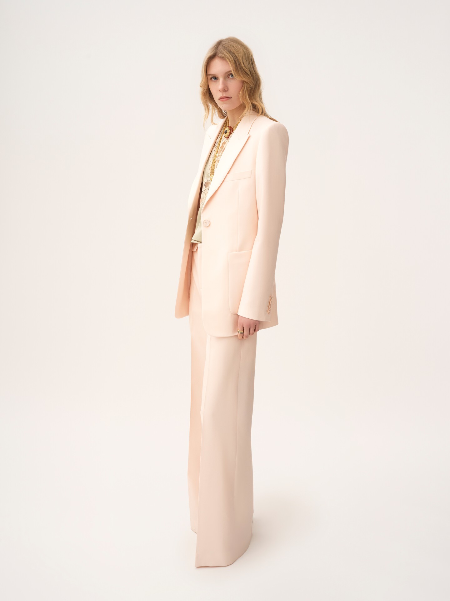 Single-breasted tailored jacket in wool gabardine - 3