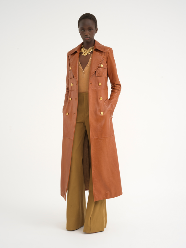 Utilitarian trench coat in soft leather - 7