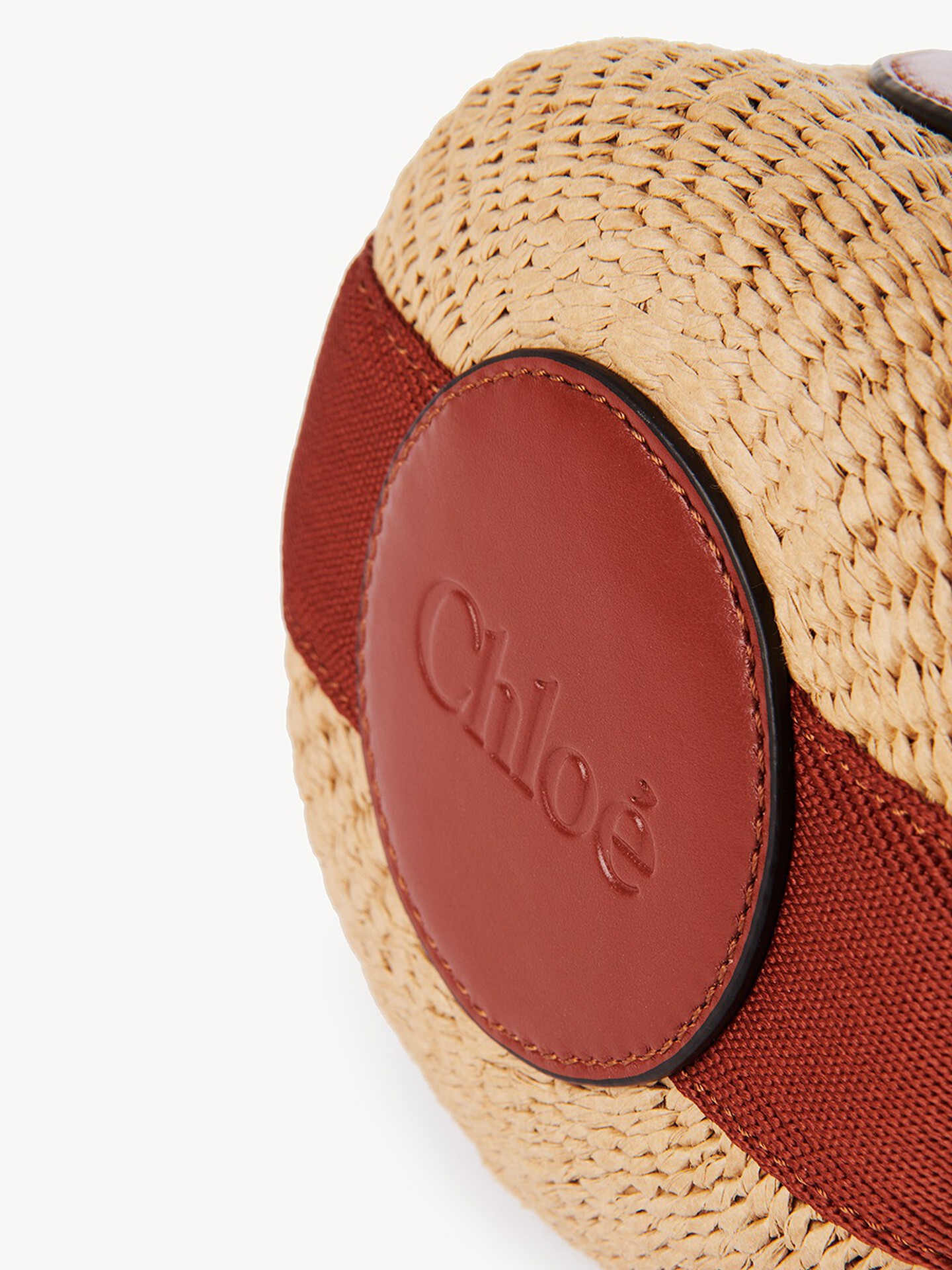 Small Horse Medal Basket in natural fibres - 14