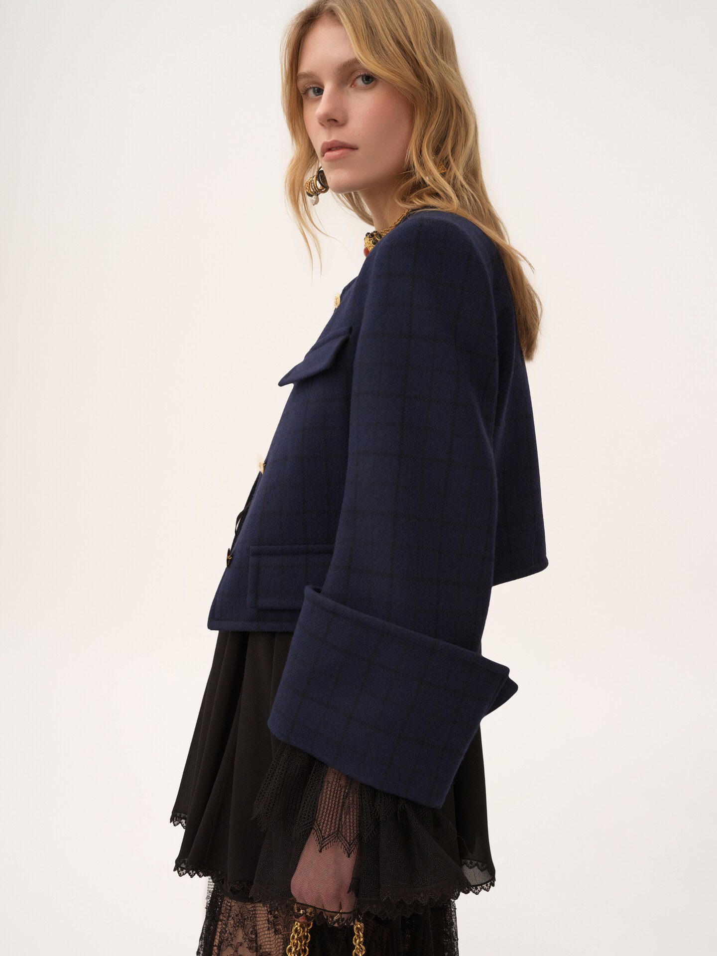 Boxy collarless jacket in wool check - 4