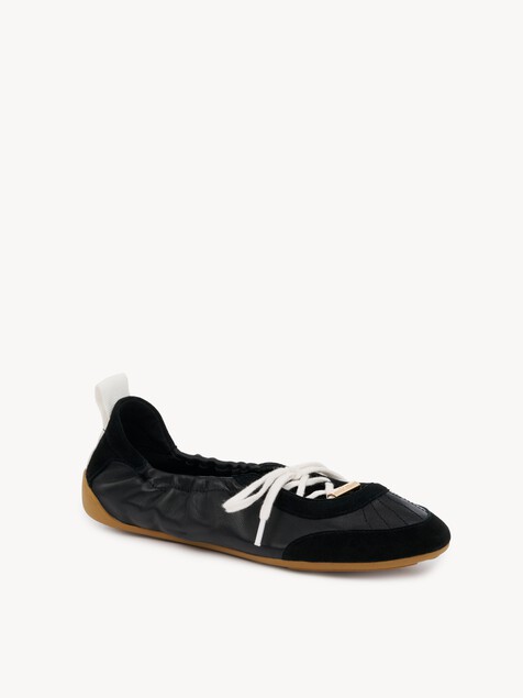 Chlo&eacute; Kick ballerina sneaker