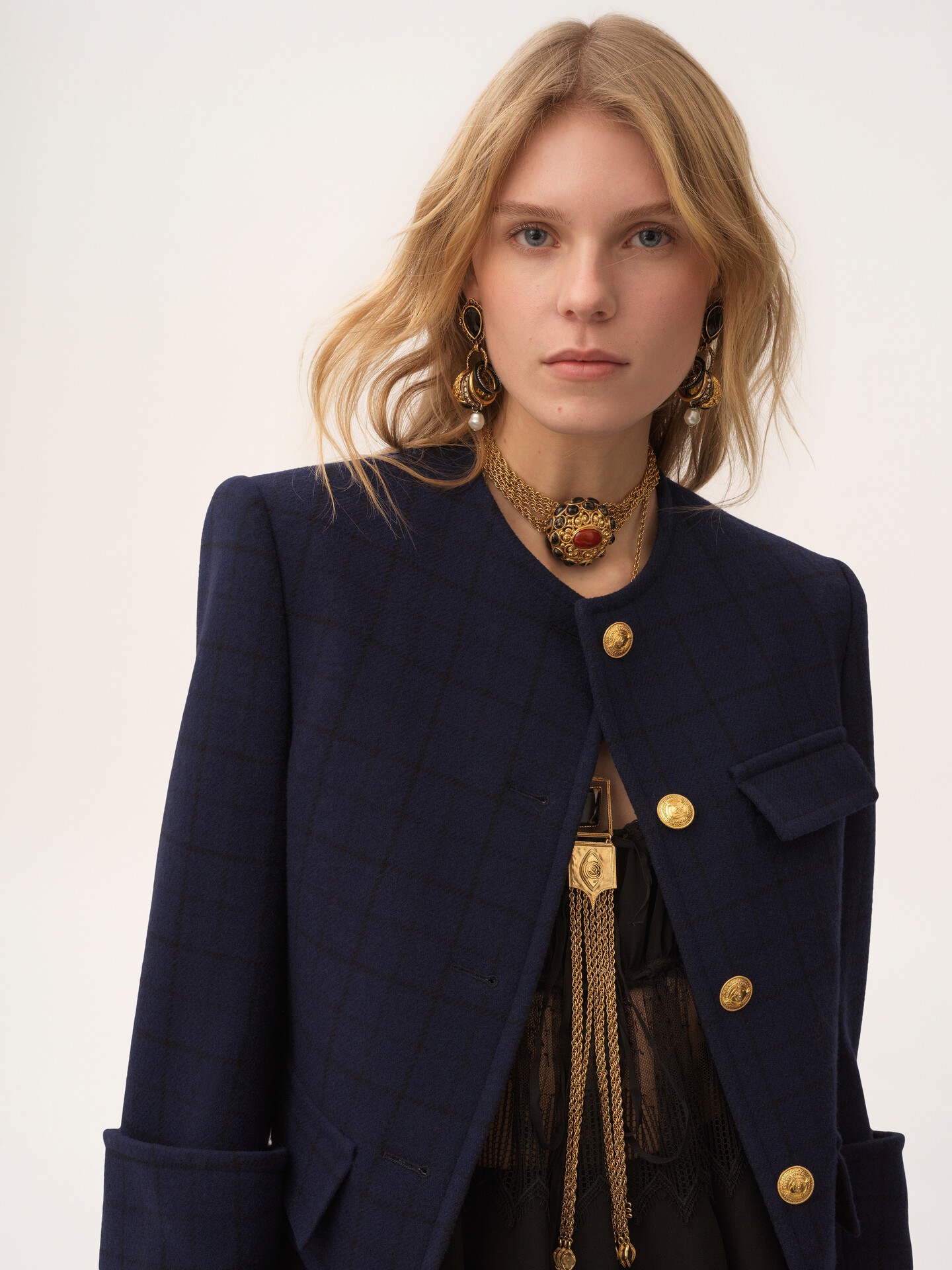 Boxy collarless jacket in wool check - 6