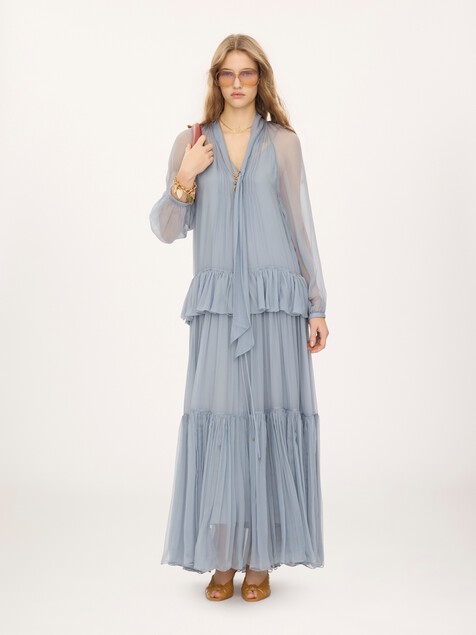 Fluid long dress in silk mousseline with lavalli&egrave;re tie