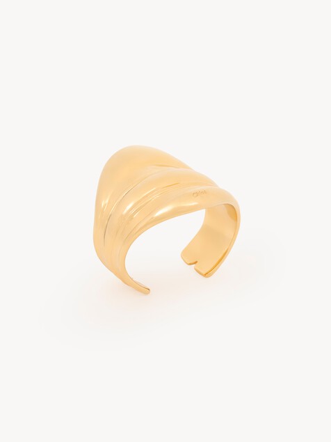 The Chlo&eacute; Sculpt cuff