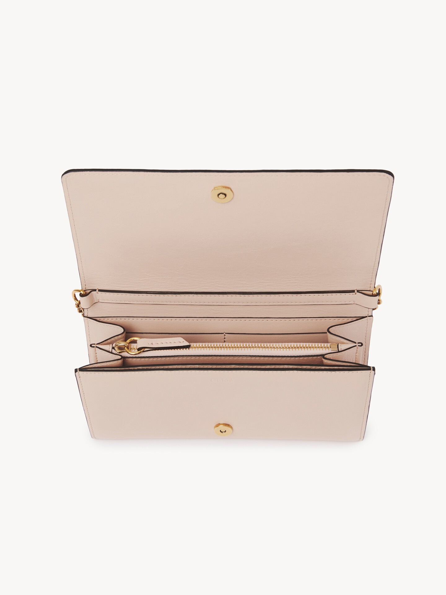 Chlo&eacute; Iconic flap wallet on chain in shiny leather - 5