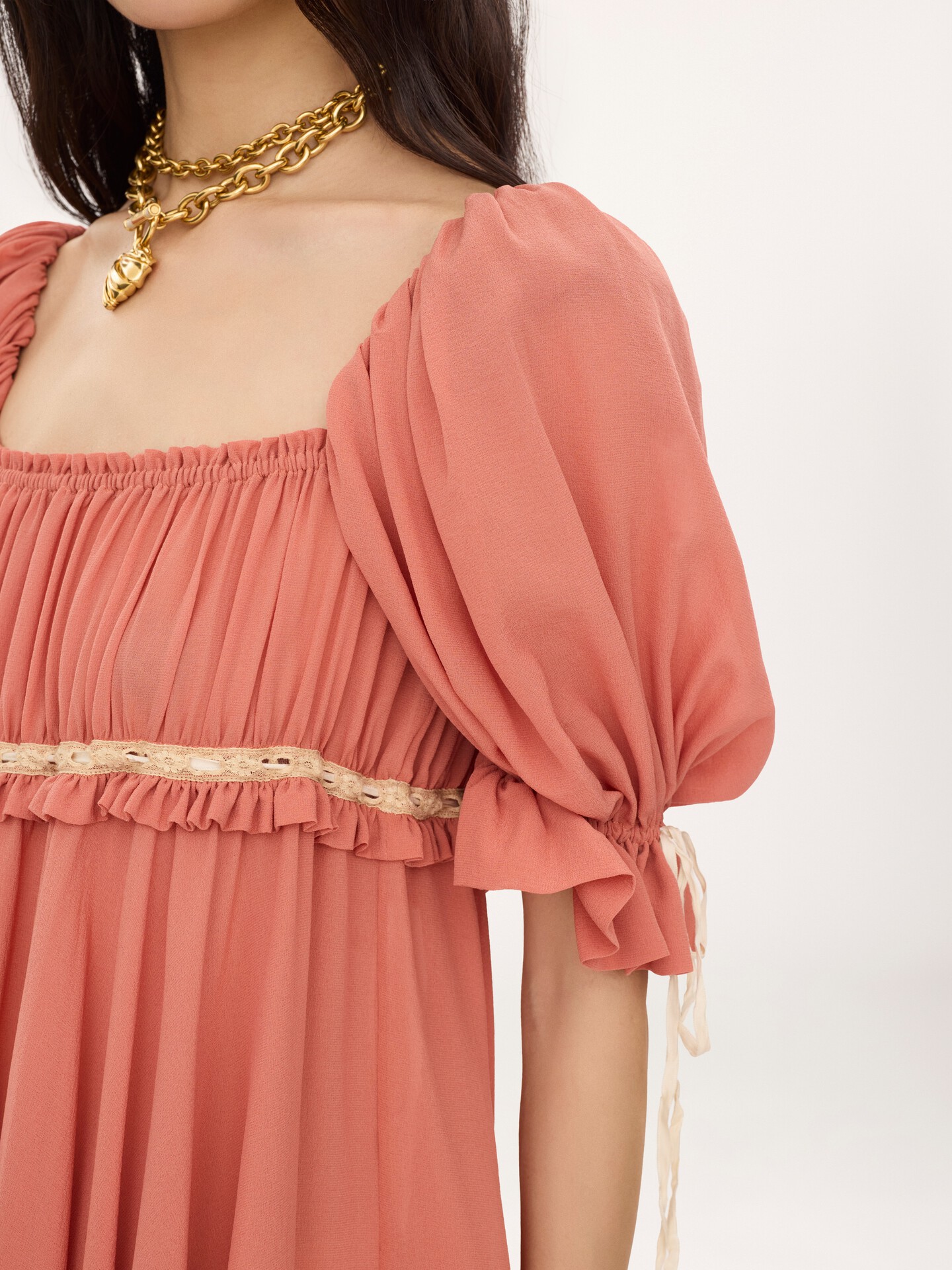 Puff-sleeve mini dress in silk georgette - 7