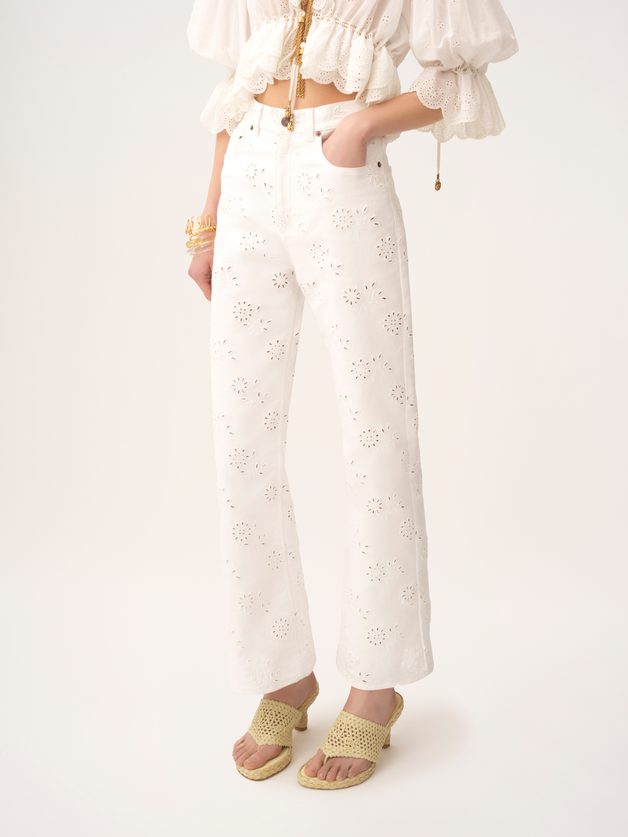 Embroidered cropped jeans in denim - 4