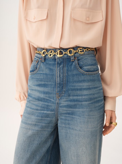 The Chlo&eacute; Script jewellery belt