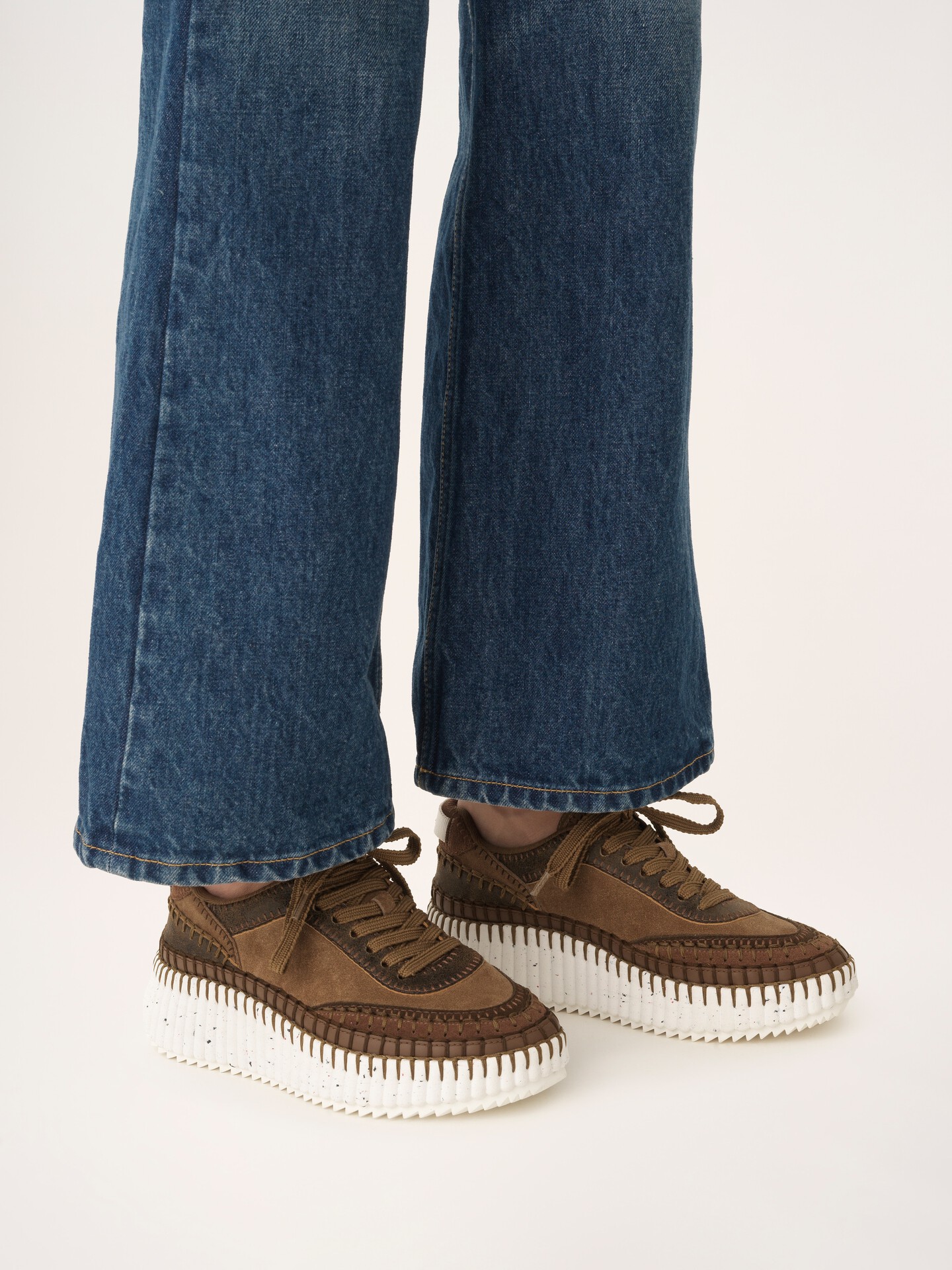 Nama sneaker - 3