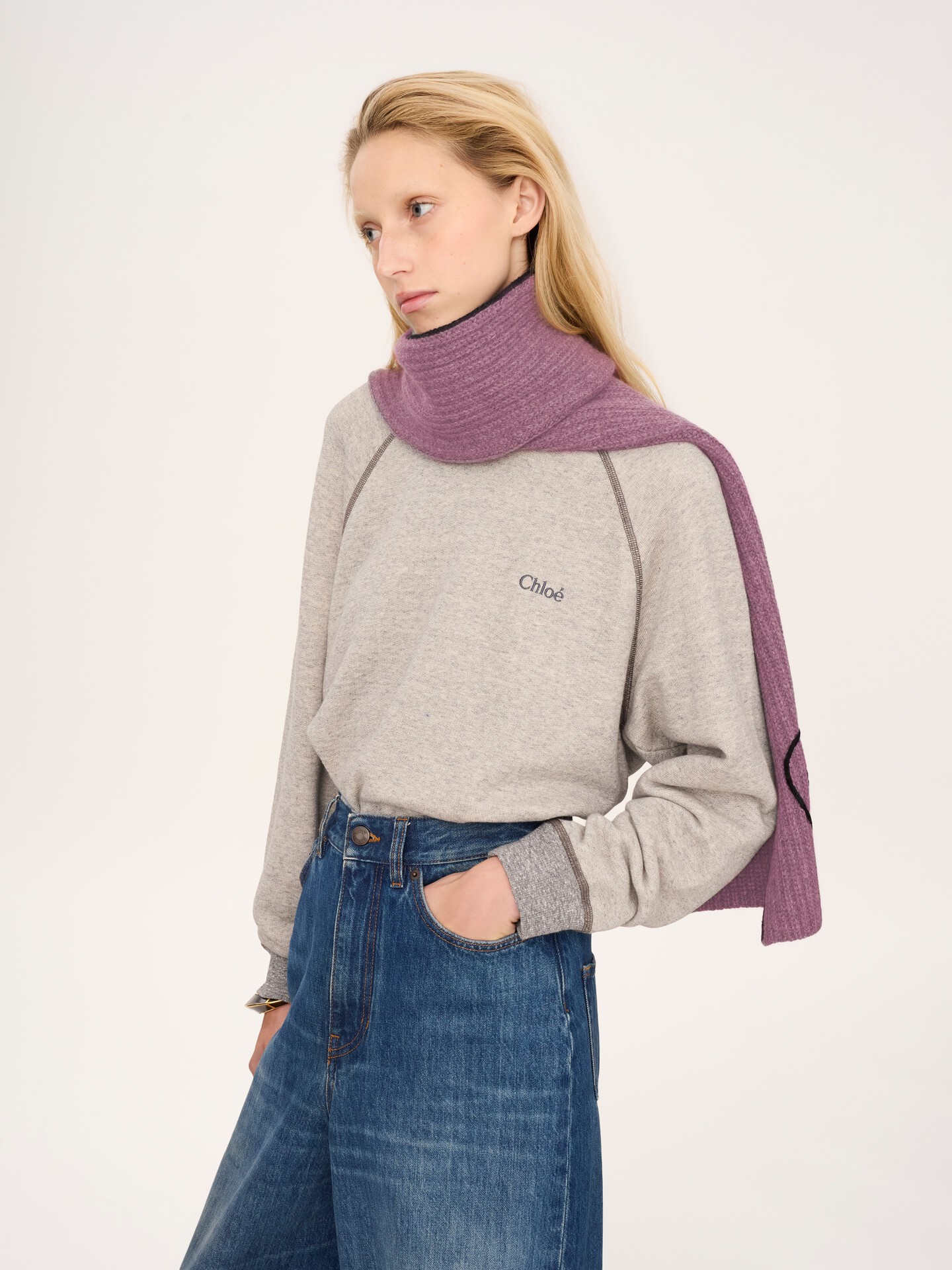 The Chlo&eacute; Encoeur scarf in wool & cashmere - 4