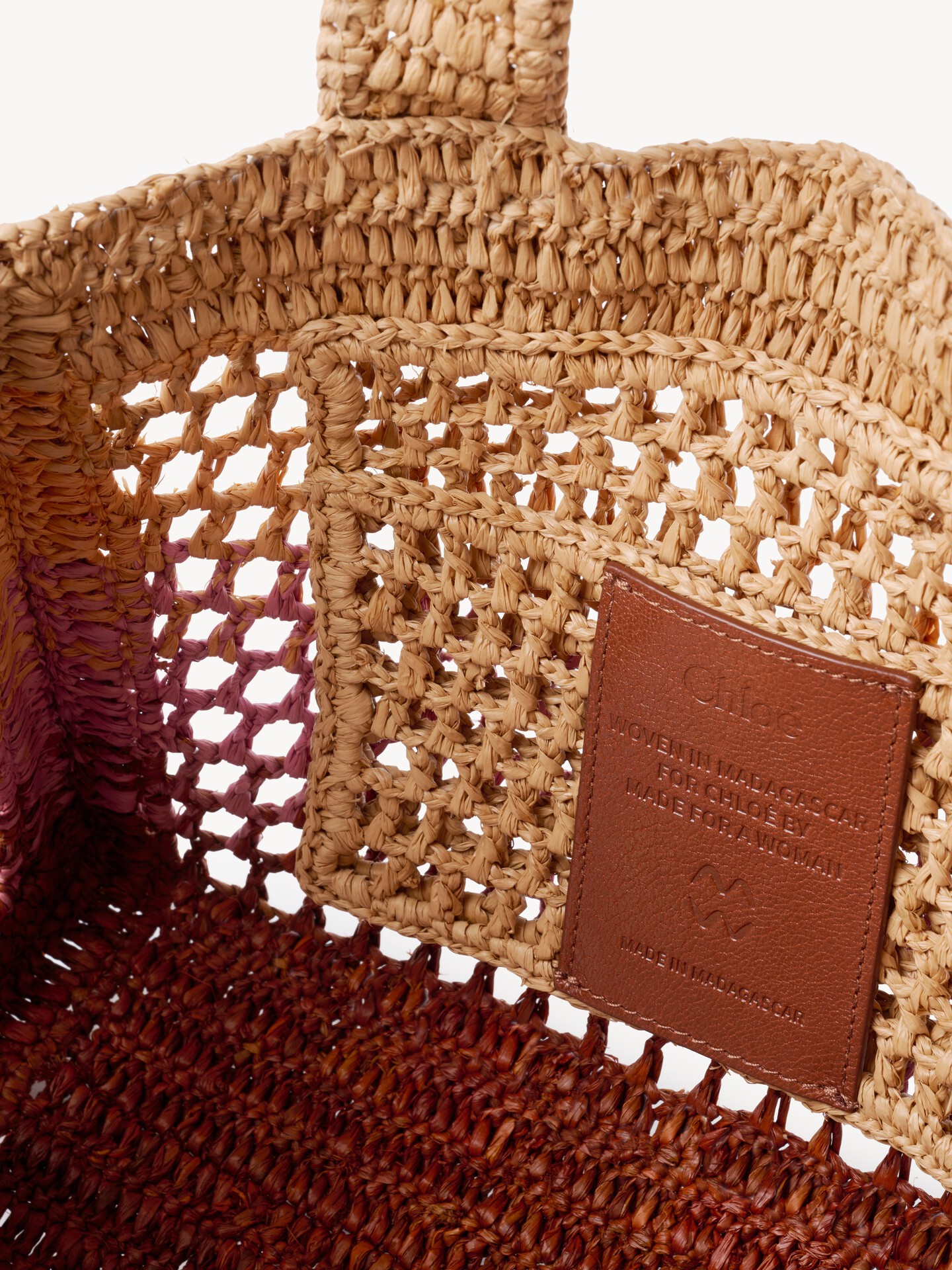 Small Summer Banana east-west tote bag with strap in raffia - 6