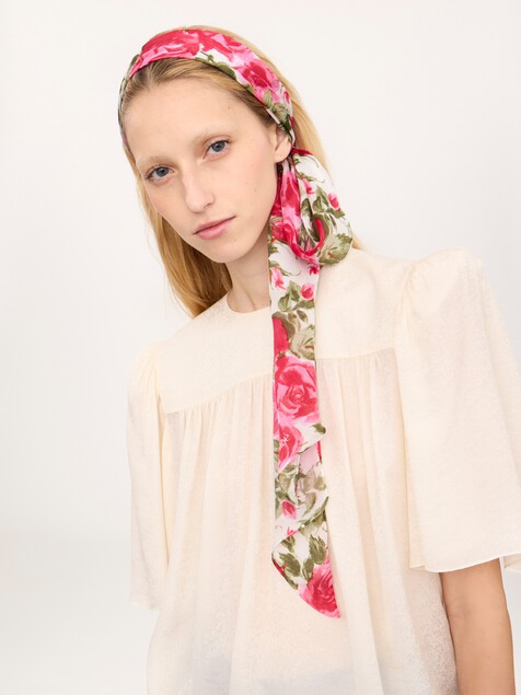 The Chlo&eacute; Wild Flowers bandeau scarf in silk georgette