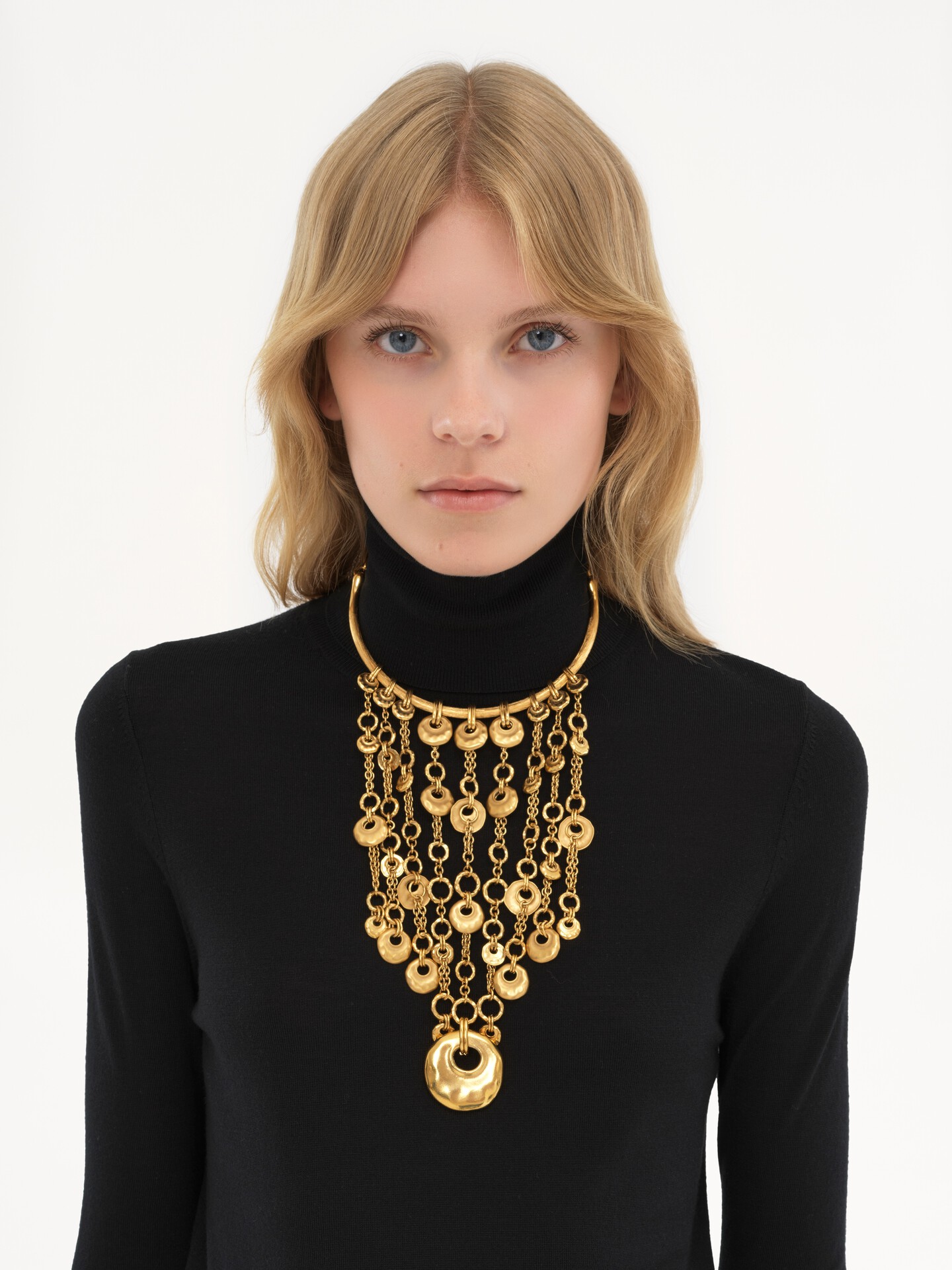 Fitted turtleneck in wool knit - 11