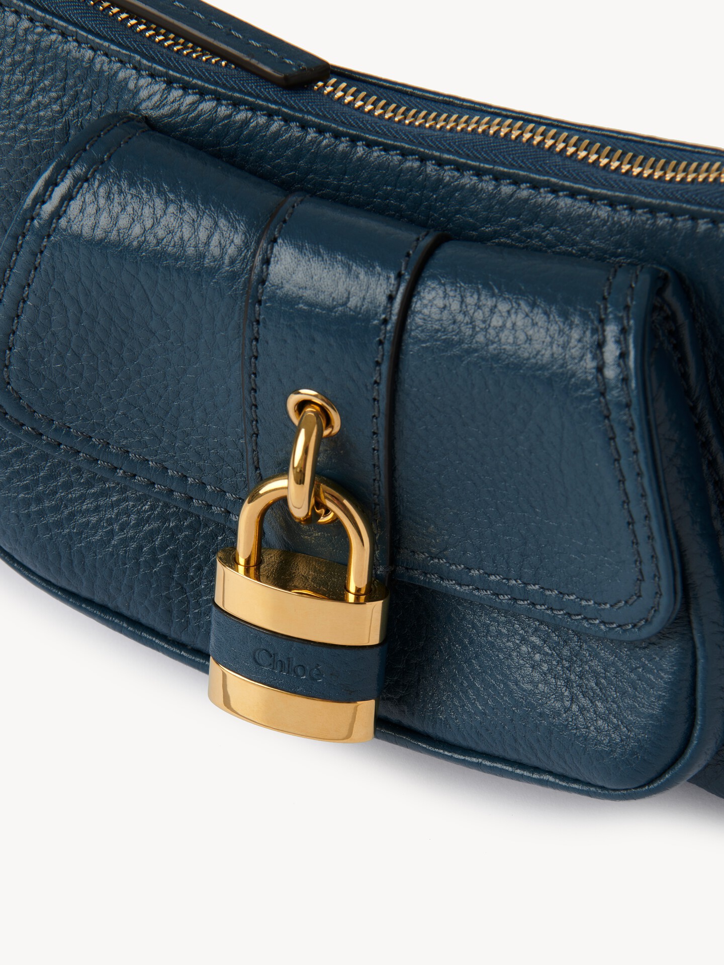 The 99 shoulder bag in grained leather - 11