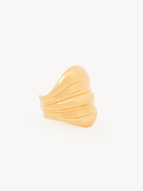 The Chlo&eacute; Sculpt cuff