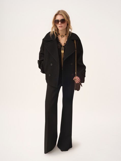 Oversized short coat in wool