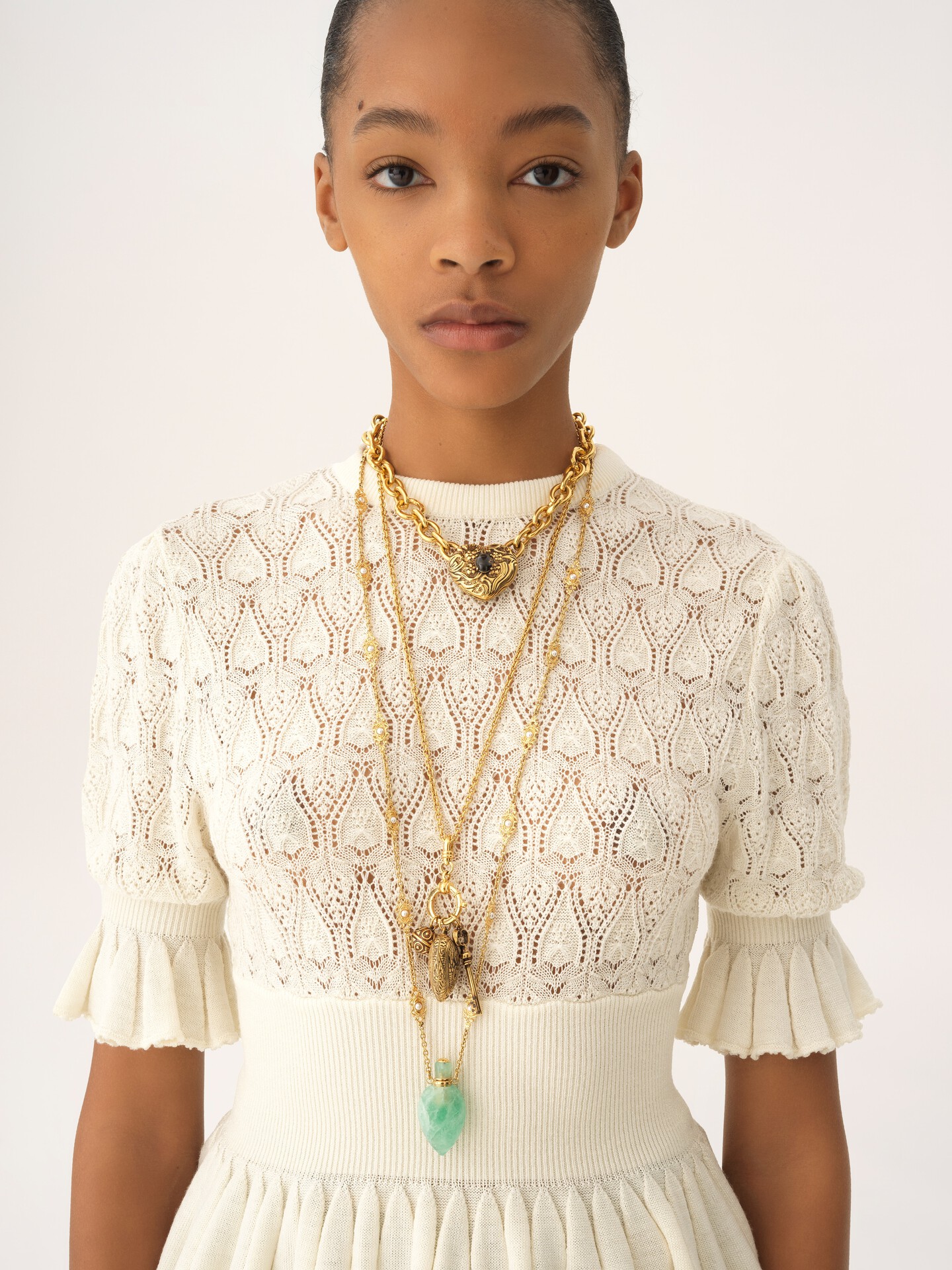 Short-sleeve ruffled jumper in a wool-mix knit - 7