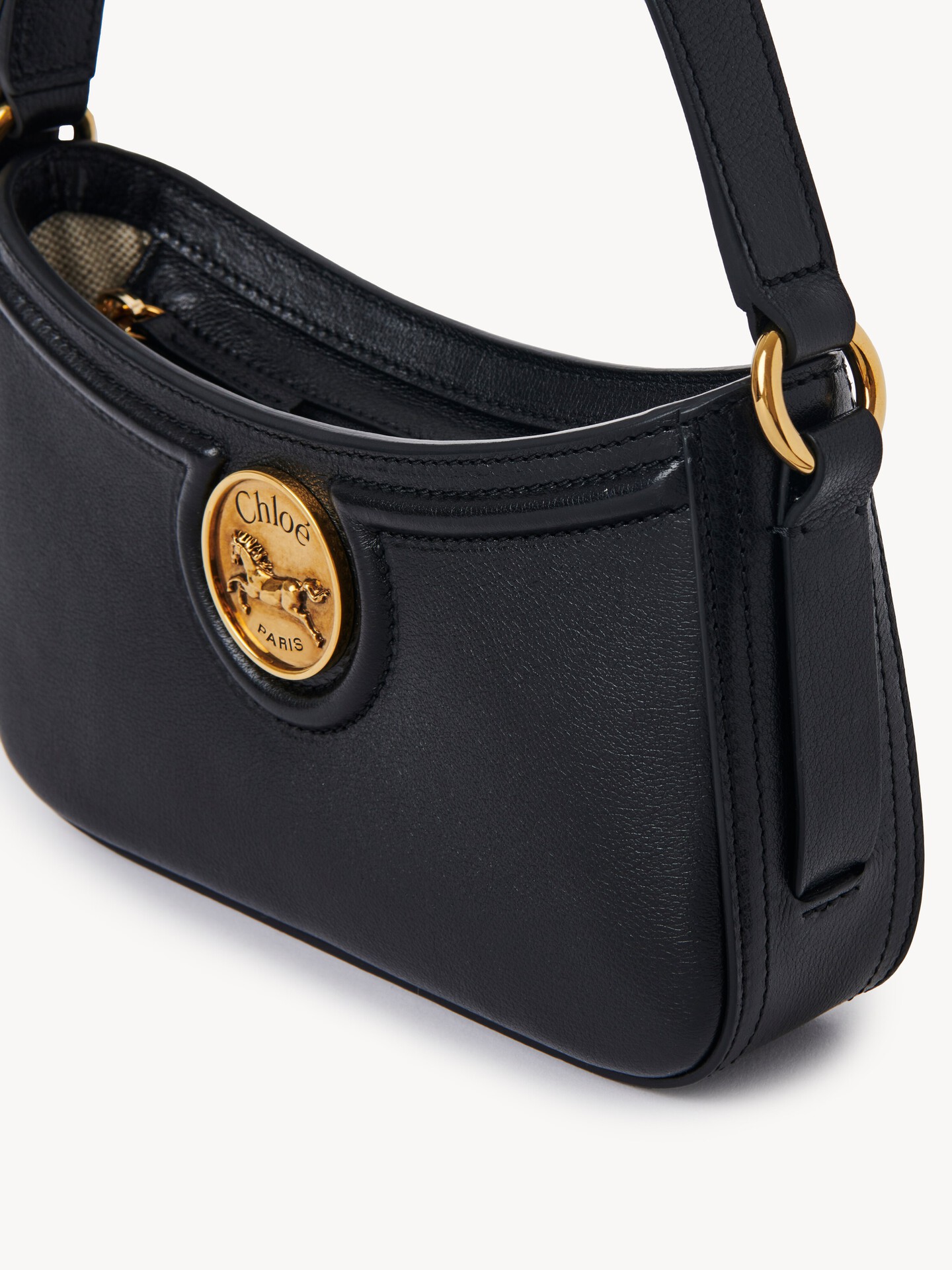 Horse Medal shoulder bag in grained leather - 4