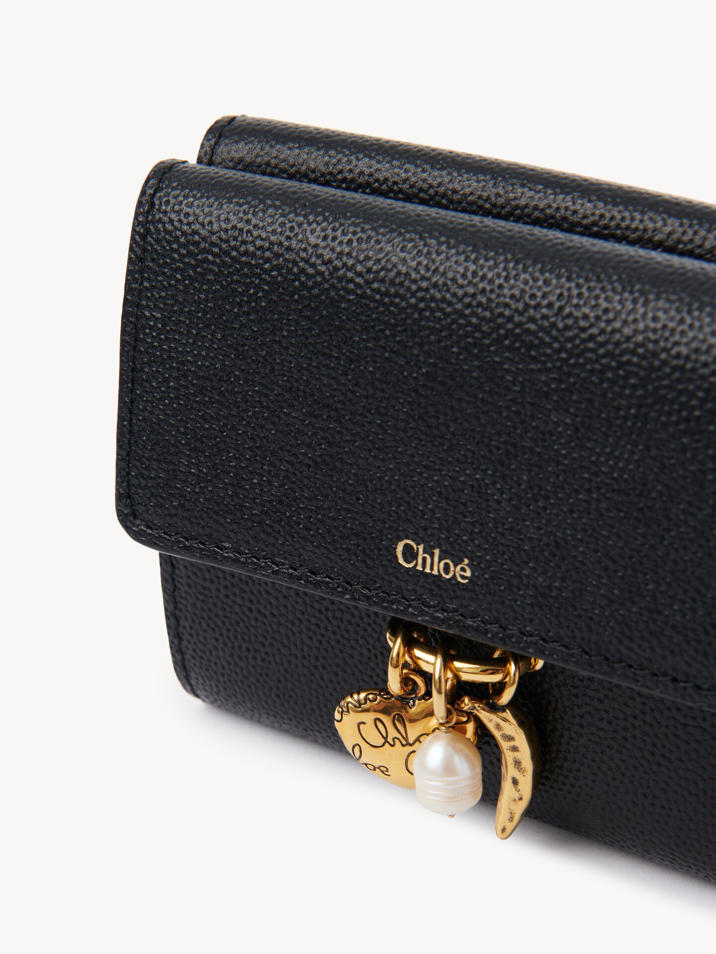 Small Chlo&eacute; Charms tri-fold wallet in grained leather - 6