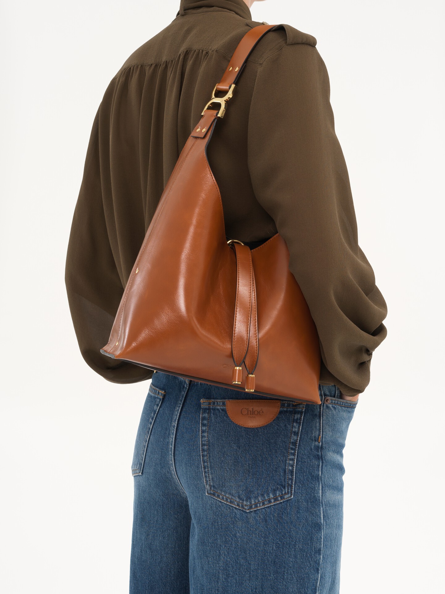 Small Marcie hobo bag in shiny leather - 3