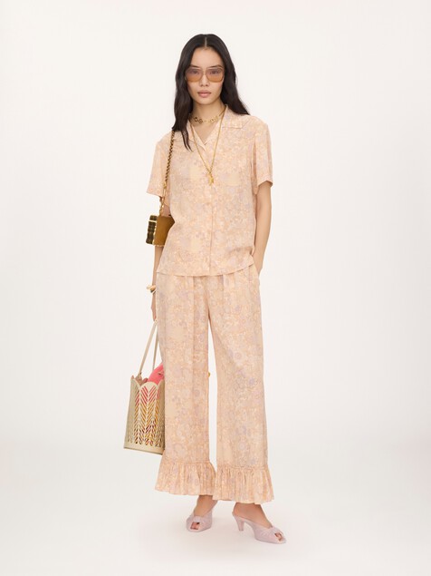 Short-sleeve blouse in cr&ecirc;pe de chine