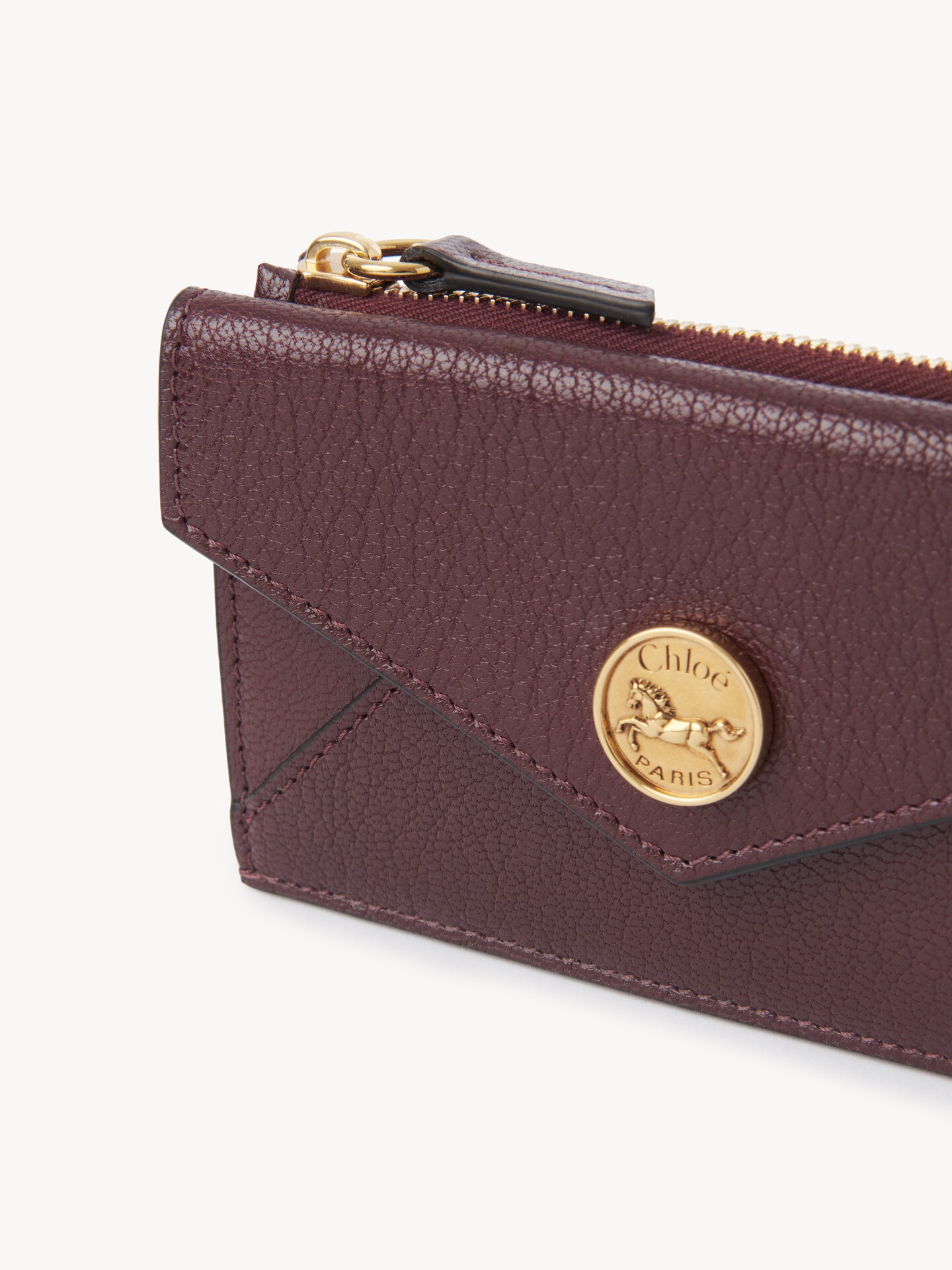 Small Envelope purse with card slots in grained leather - 6