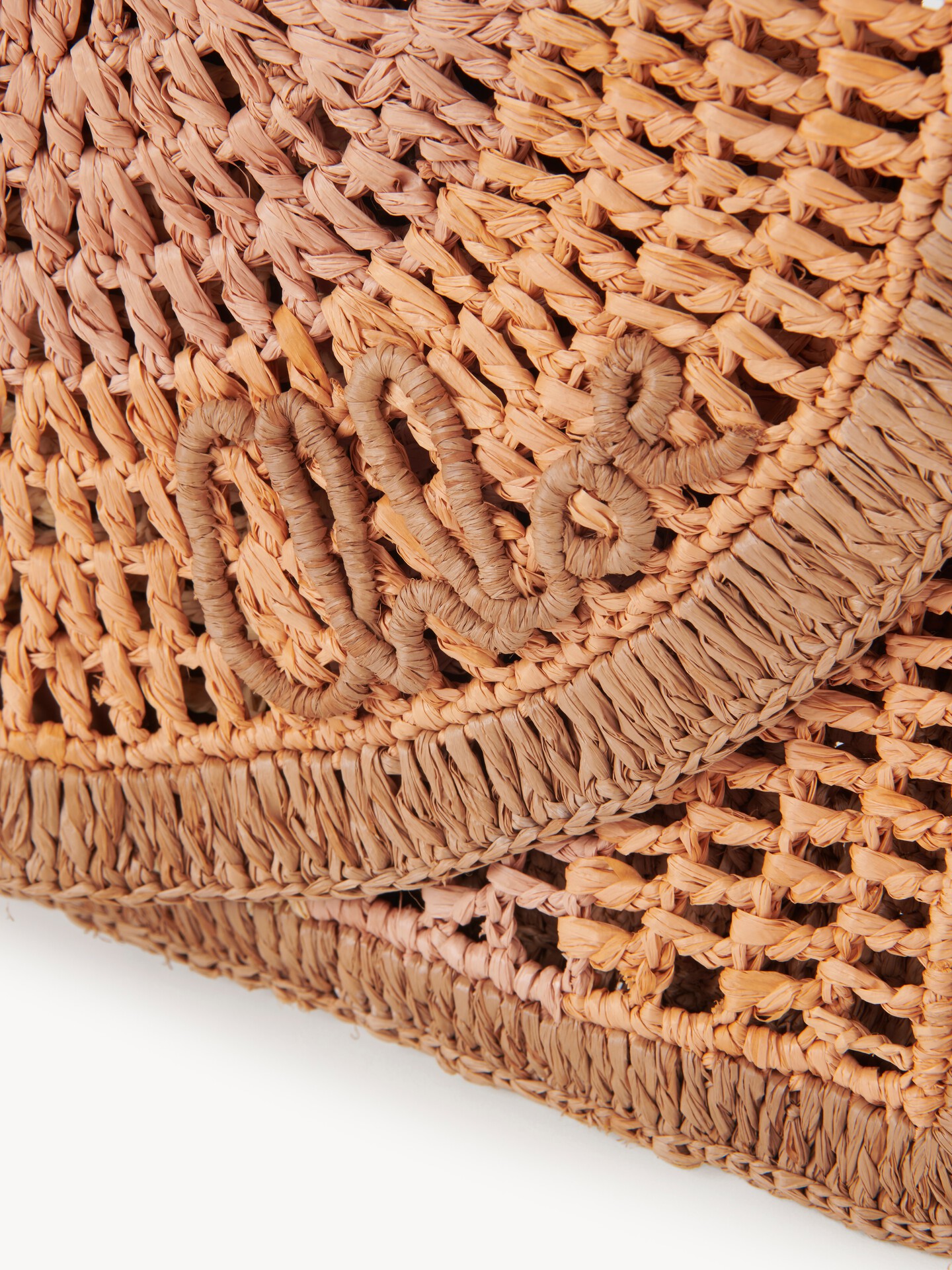 Summer Banana flat pouch with strap in raffia - 6
